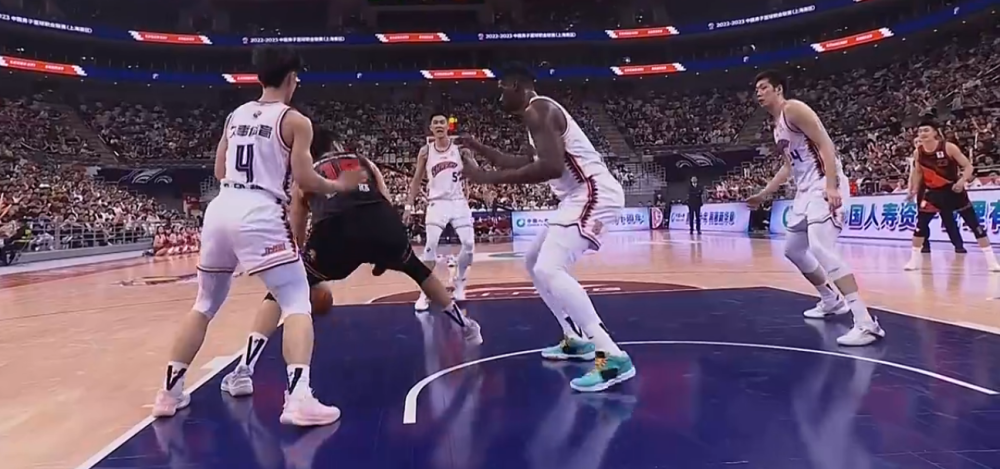 赛后AC米兰遗憾出局:CBA季后赛节点到来,管理层满意,赛季目标并未改变的简单介绍 赛后AC米兰遗憾出局:CBA季后赛节点到来,管理层满意,赛季目标并未改变的简单介绍