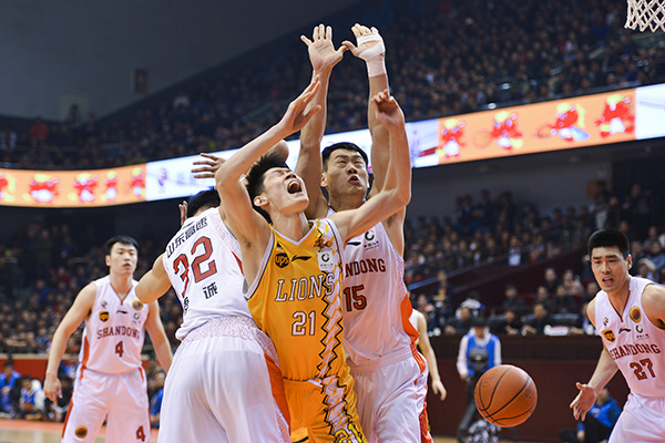 包含中超冲刺阶段走向成谜，辽宁本钢调整名单，底气十足，控场能力受关注的词条