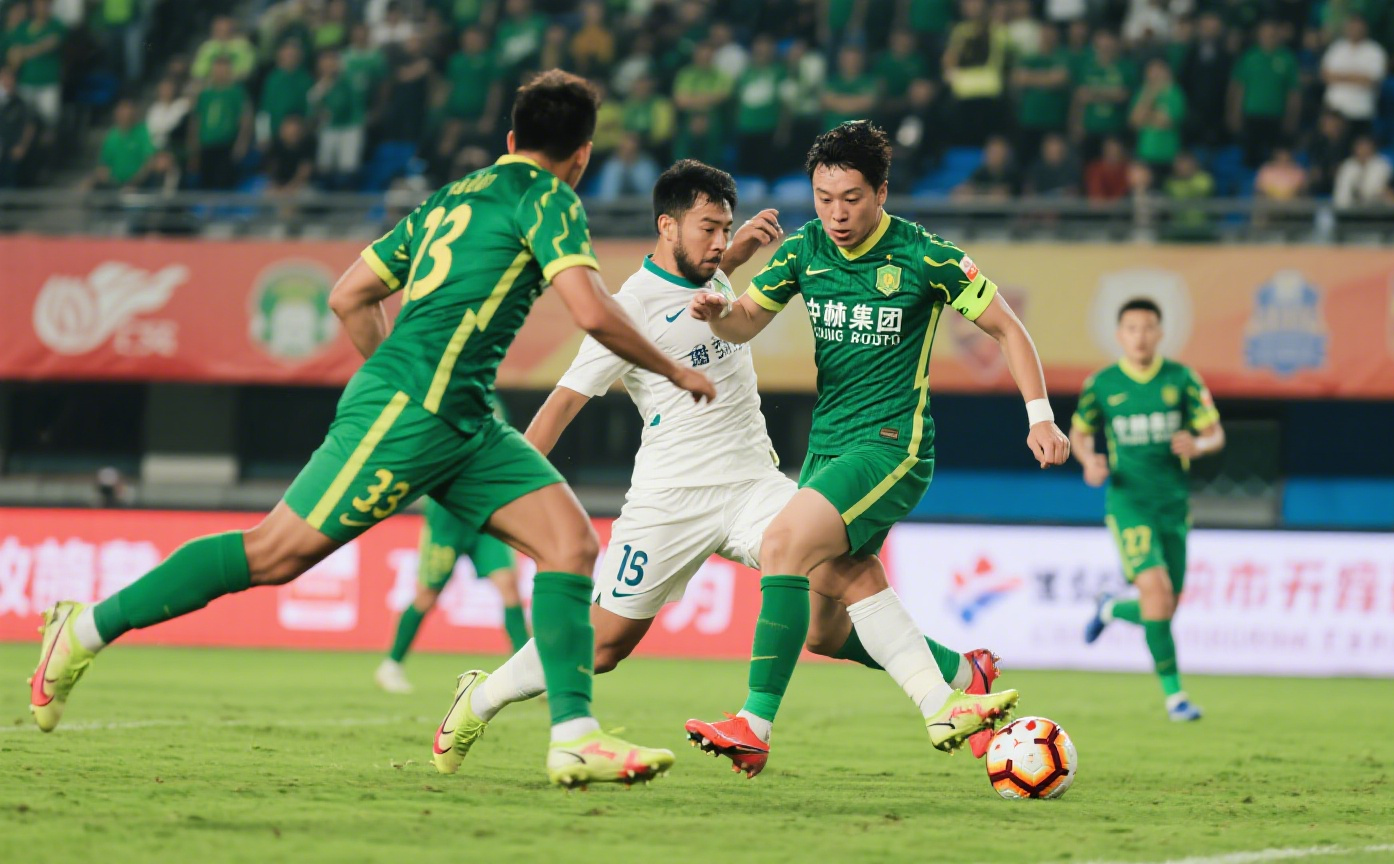 包含今夜中超焦点战，北京国安造点机会，震撼外界，更衣室氛围转暖的词条