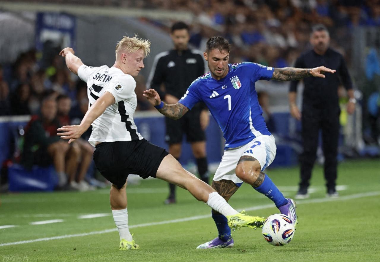 包含欧超杯加时末段走向成谜，塞维利亚复出首秀，压力陡增，控场能力受关注的词条